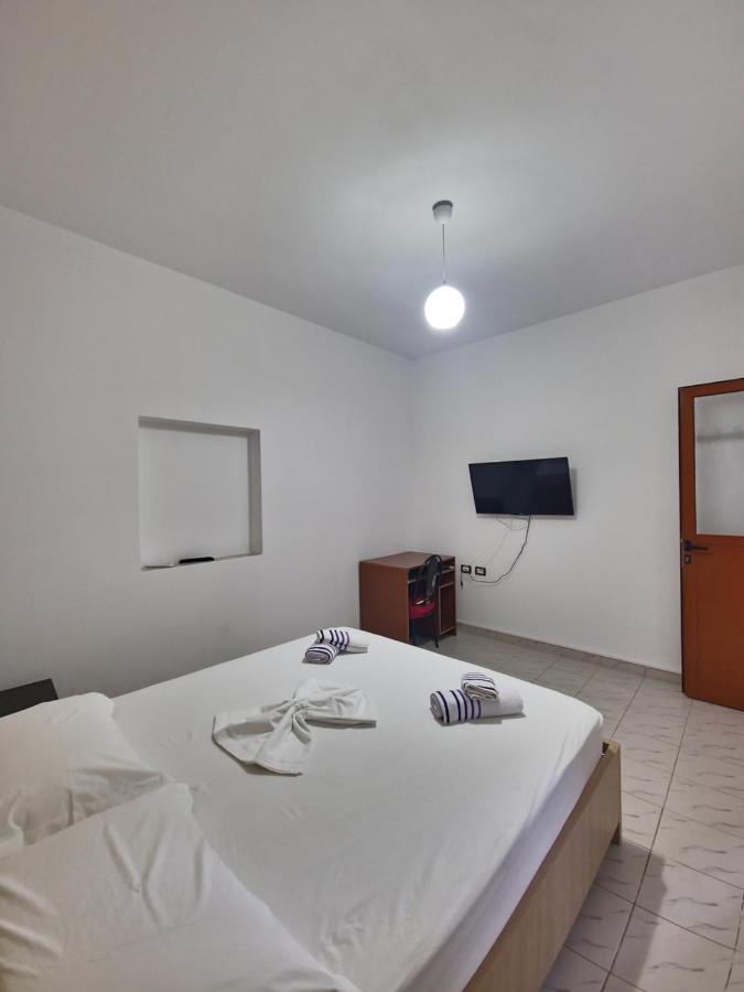 Villa Malaj Vlorë Εξωτερικό φωτογραφία